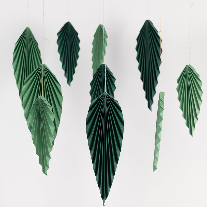 Set of 6 Mixed Green Leaves Hanging Paper Fans Wall Decor, Pre-Strung Foldable Tropical Palm Leaves Jungle Theme Home Decorations - 11