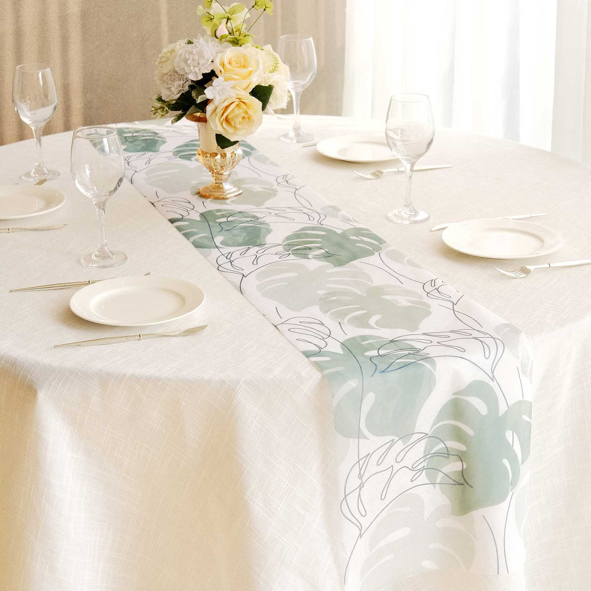 Runner tavolo Contrasting leaves - plant motif in shades of green and gold  decorativo - Runner tavolo - bimago